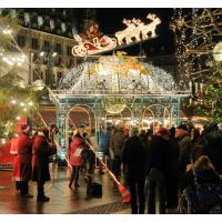 1232_1345 Weihnachtslichter auf dem Weihnachtsmarkt - Dekoration zur Weihnachtszeit. | Adventszeit - Weihnachtsmarkt in Hamburg - VOL.1